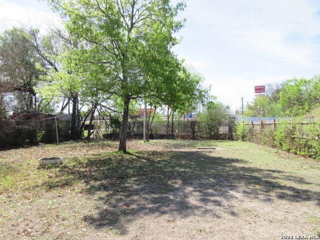 1210 McCauley, San Antonio, TX 78224