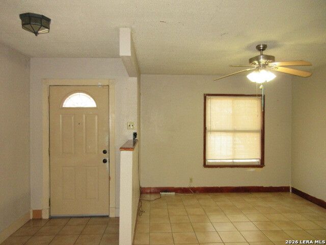 1210 McCauley, San Antonio, TX 78224