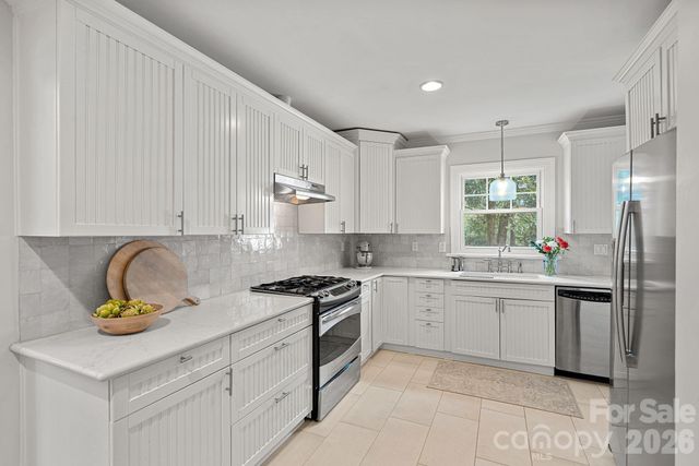 3101 Windsor Drive, Charlotte, NC 28209