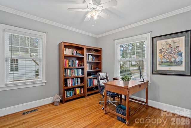 3101 Windsor Drive, Charlotte, NC 28209