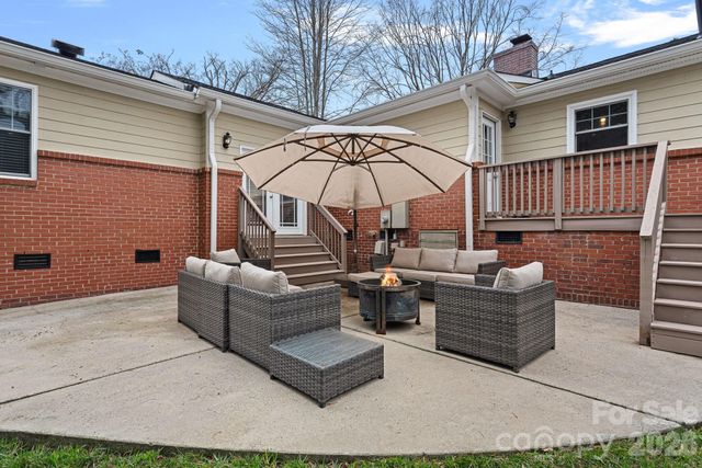 3101 Windsor Drive, Charlotte, NC 28209