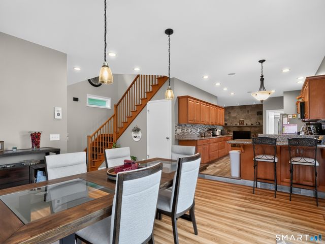 21 Sega Drive, New Milford, CT 06776
