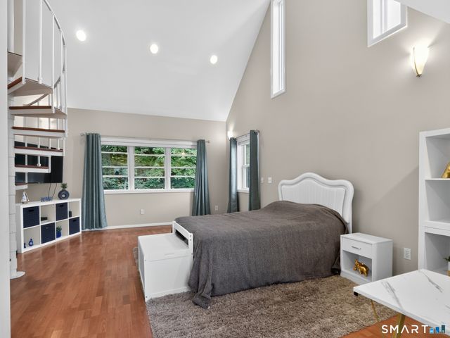 21 Sega Drive, New Milford, CT 06776