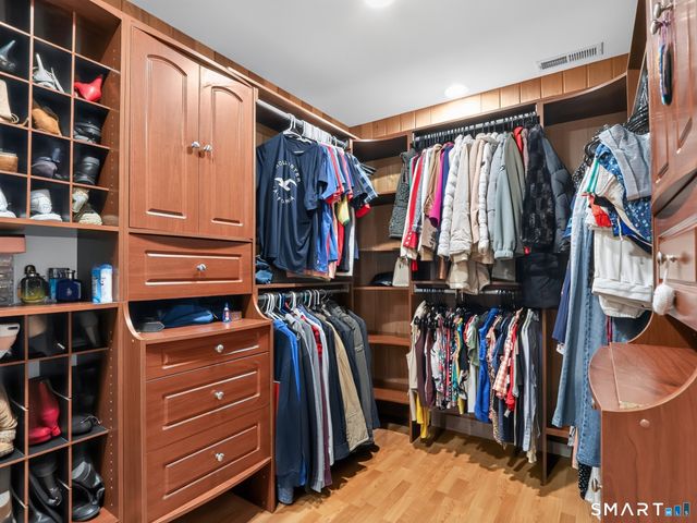 21 Sega Drive, New Milford, CT 06776