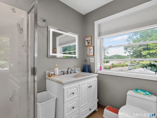 21 Sega Drive, New Milford, CT 06776