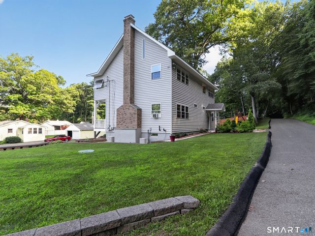 21 Sega Drive, New Milford, CT 06776