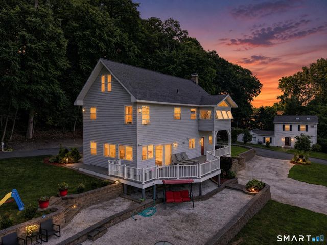21 Sega Drive, New Milford, CT 06776