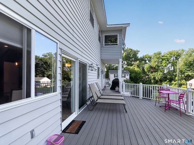 21 Sega Drive, New Milford, CT 06776