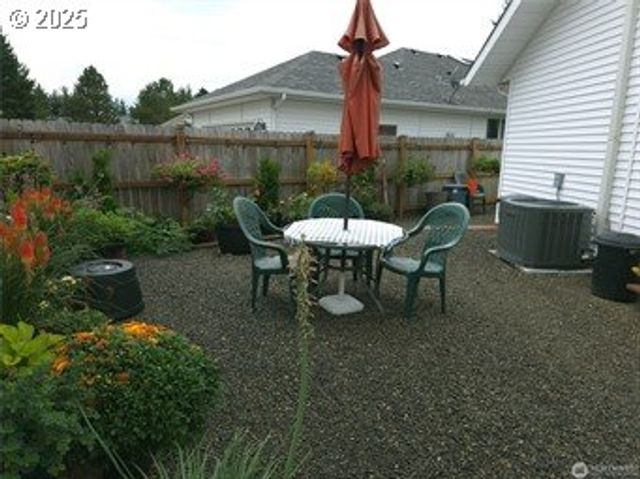 363 Se Eagle Nest Ct, Ocean Shores, WA 98569