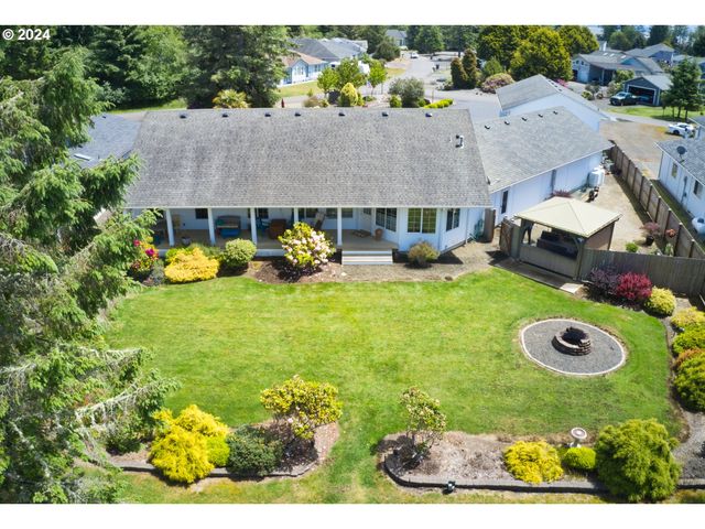 363 Se Eagle Nest Ct, Ocean Shores, WA 98569
