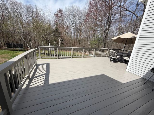 14 Garvin Road, Derry, NH 03038