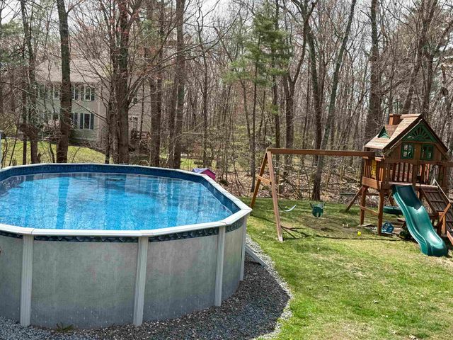 14 Garvin Road, Derry, NH 03038