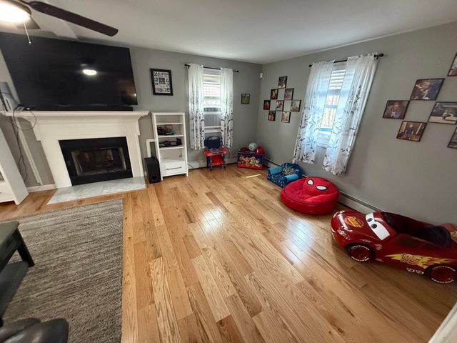 14 Garvin Road, Derry, NH 03038