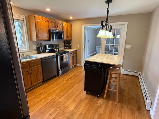 14 Garvin Road, Derry, NH 03038