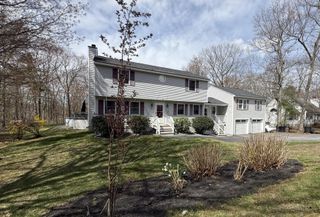 14 Garvin Road, Derry, NH 03038