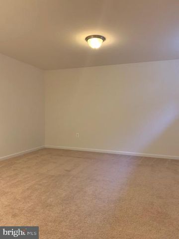 17273 LIBRARY BLVD, Ruther Glen, VA 22546