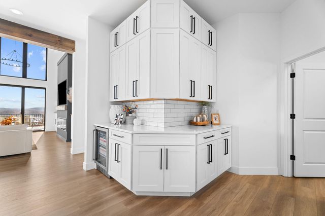 89 Ridgemont Circle, Branson West, MO 65737