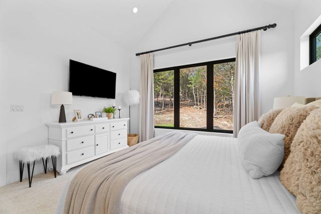 89 Ridgemont Circle, Branson West, MO 65737