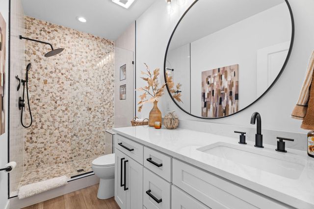 89 Ridgemont Circle, Branson West, MO 65737