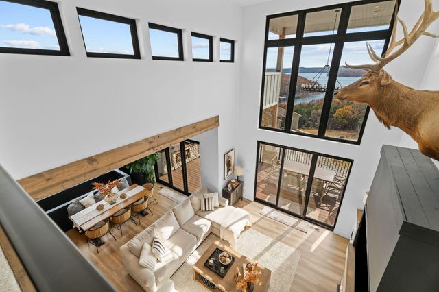 89 Ridgemont Circle, Branson West, MO 65737