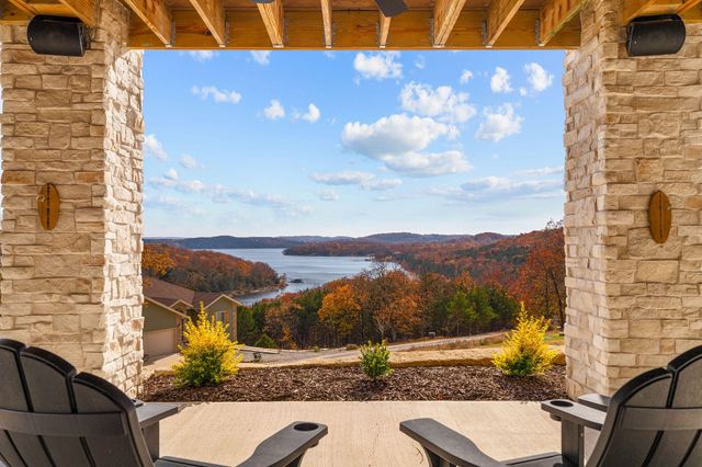 89 Ridgemont Circle, Branson West, MO 65737