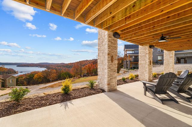 89 Ridgemont Circle, Branson West, MO 65737