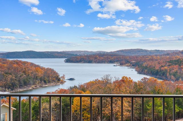 89 Ridgemont Circle, Branson West, MO 65737