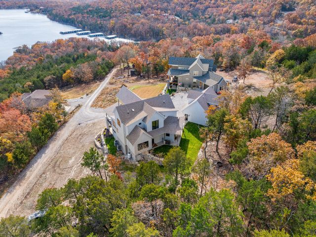 89 Ridgemont Circle, Branson West, MO 65737