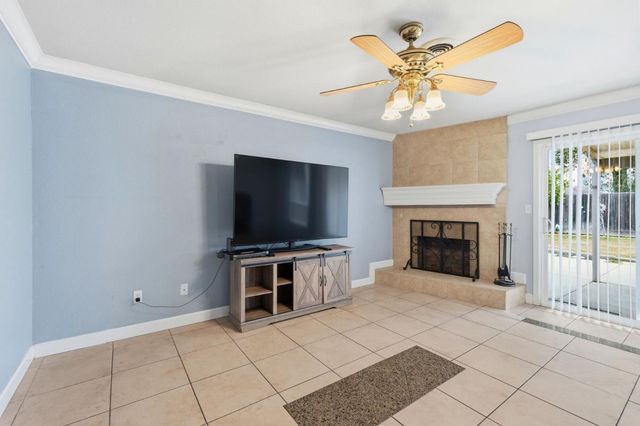 2425 Meadow Rue Drive, Modesto, CA 95355