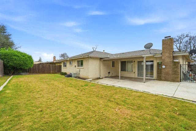 2425 Meadow Rue Drive, Modesto, CA 95355