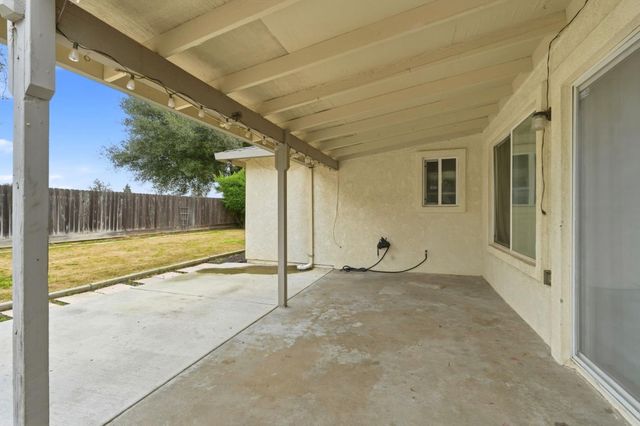 2425 Meadow Rue Drive, Modesto, CA 95355