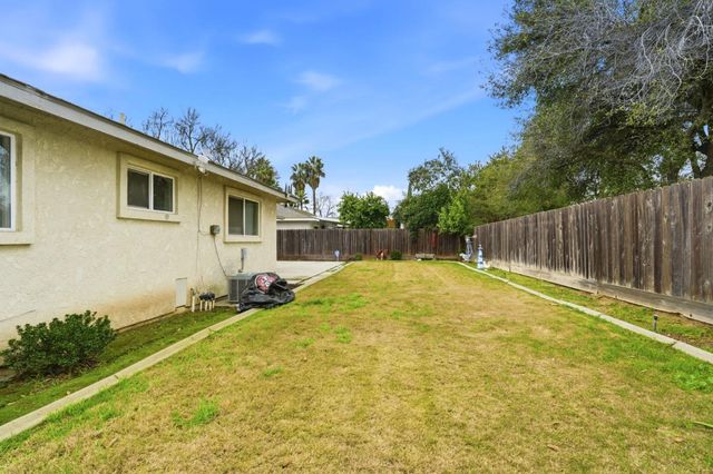 2425 Meadow Rue Drive, Modesto, CA 95355