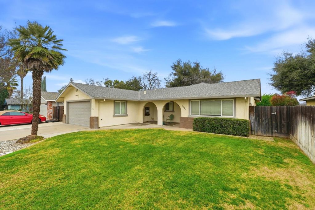 2425 Meadow Rue Drive, Modesto, CA 95355