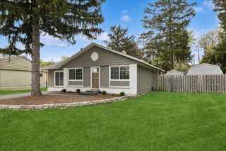 1221 Crystal Lake Road, Lake In The Hills, IL 60156