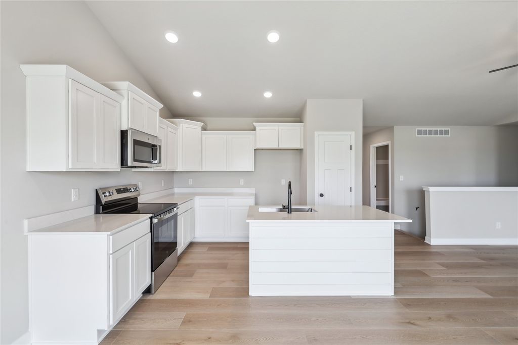 4421 NW Olivia Lane, Ankeny, IA 50023