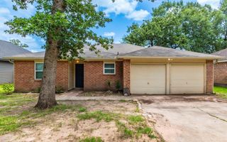 28906 Champion Oaks Drive, Magnolia, TX 77354