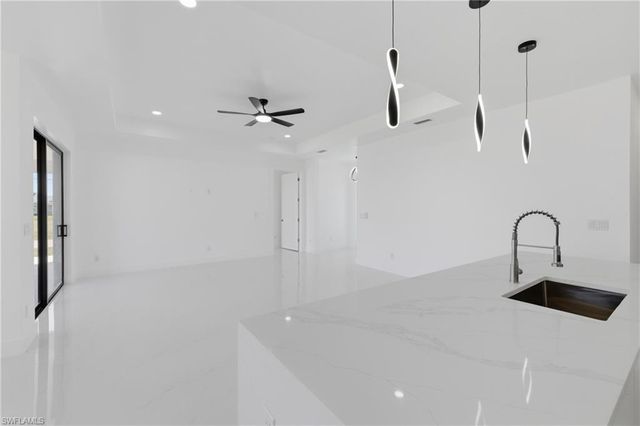 401 NW 25th AVE, Cape Coral, FL 33993