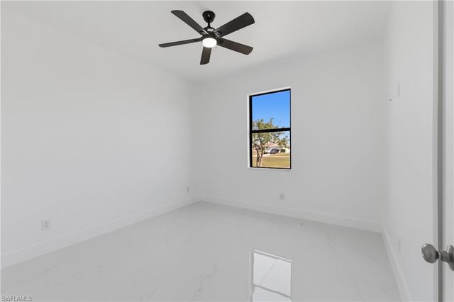 401 NW 25th AVE, Cape Coral, FL 33993