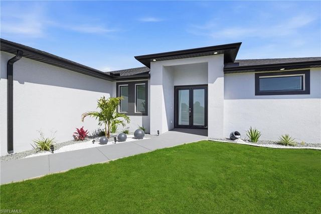 401 NW 25th AVE, Cape Coral, FL 33993