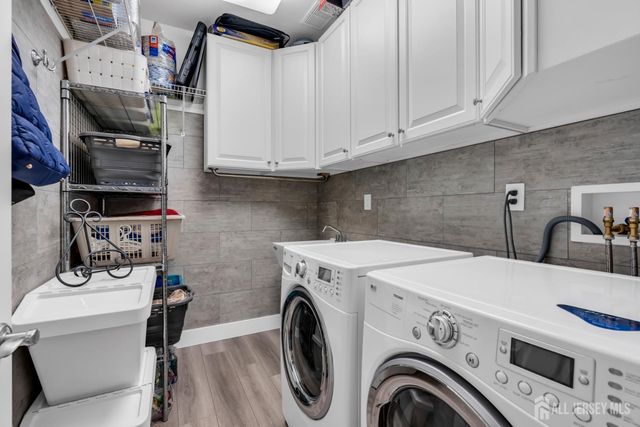 37 Berkshire Way, East Brunswick, NJ 08816