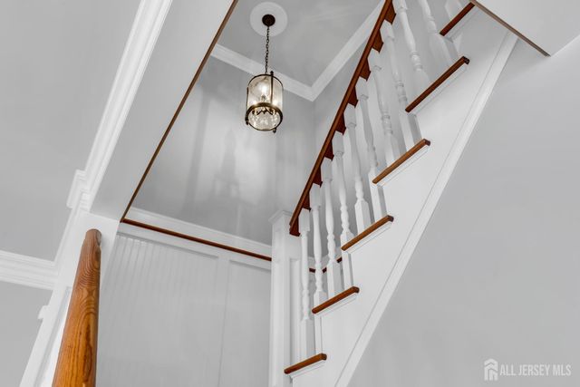 37 Berkshire Way, East Brunswick, NJ 08816