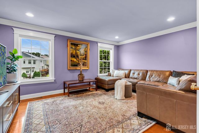 37 Berkshire Way, East Brunswick, NJ 08816