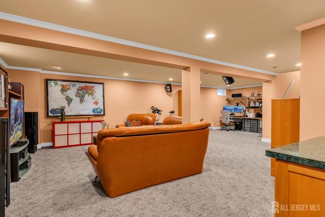 37 Berkshire Way, East Brunswick, NJ 08816