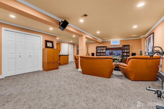 37 Berkshire Way, East Brunswick, NJ 08816