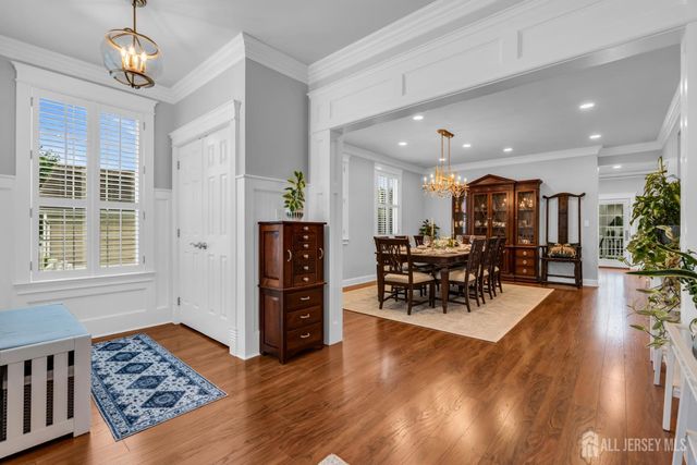 37 Berkshire Way, East Brunswick, NJ 08816