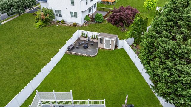 37 Berkshire Way, East Brunswick, NJ 08816