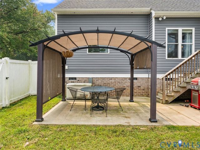 11390 Rocky Ridge Rd, Hanover, VA 23059