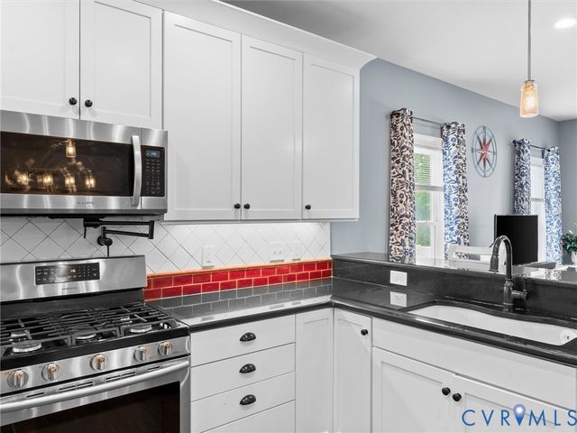 11390 Rocky Ridge Rd, Hanover, VA 23059