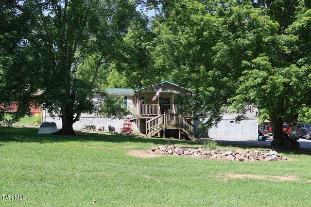 17508 Dreamers Lane, Glade Spring, VA 24340