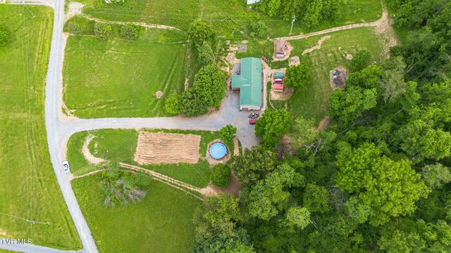 17508 Dreamers Lane, Glade Spring, VA 24340